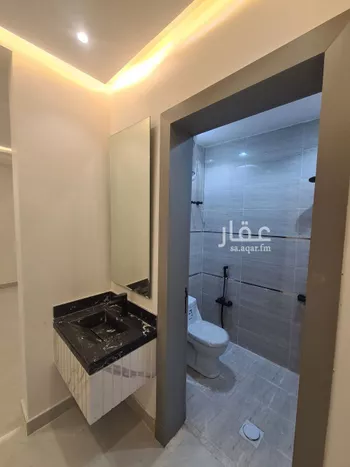 فيلا للبيع في شارع حبيب بن حماز الأسدي, حي بدر, مدينة الرياض, منطقة الرياض صورة 5