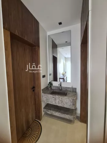 دور للبيع في شارع إسماعيل القيسي, حي عكاظ, مدينة الرياض, منطقة الرياض صورة 4