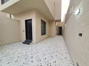 فيلا للبيع في شارع الامام مسلم, حي بدر, مدينة الرياض, منطقة الرياض صورة 3