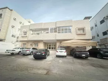 عمارة للبيع في شارع البيضه, حي النزهة, مدينة جدة, منطقة مكة المكرمة