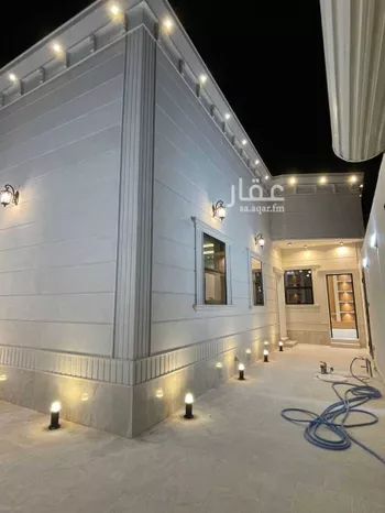 دور للبيع في شارع النخعي, حي اليرموك, مدينة حفر الباطن, المنطقة الشرقية صورة 3