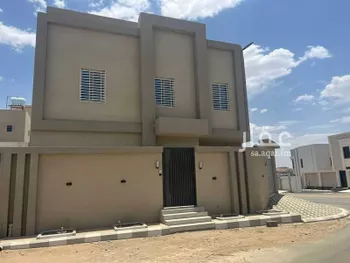 فيلا للبيع في حي القافلة, مدينة خميس مشيط, منطقة عسير صورة 3