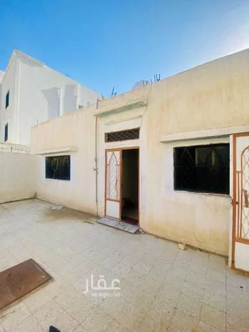 عمارة للبيع في شارع رباح ابن الربيع, حي سلطانة, مدينة امارة منطقة مكة المكرمة - الطائف, منطقة مكة المكرمة