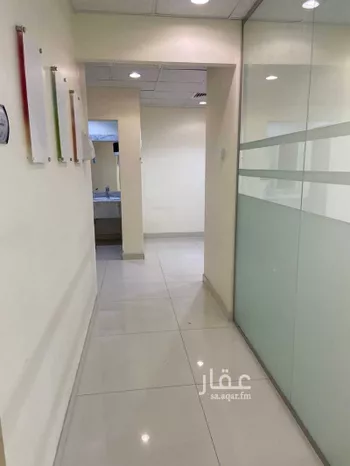 مكتب تجاري للإيجار في شارع الامام عبدالله بن سعود بن عبدالعزيز الفرعى, حي إشبيلية, مدينة الرياض, منطقة الرياض صورة 2