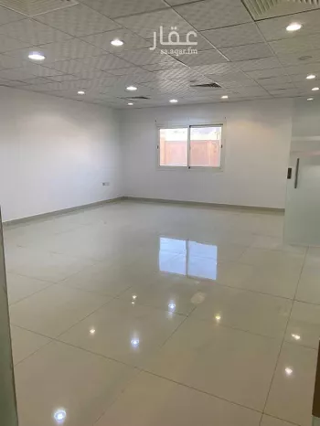 مكتب تجاري للإيجار في شارع الامام عبدالله بن سعود بن عبدالعزيز الفرعى, حي إشبيلية, مدينة الرياض, منطقة الرياض صورة 2