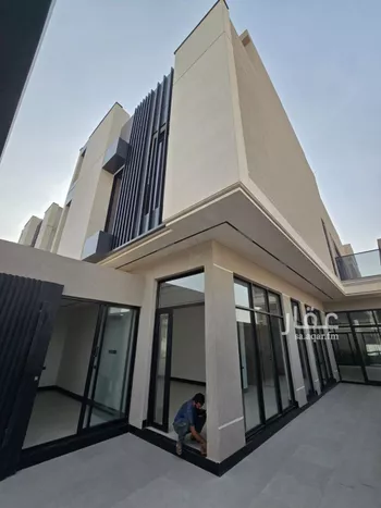 فيلا للبيع في شارع رقم 336, حي الرمال, مدينة الرياض, منطقة الرياض
