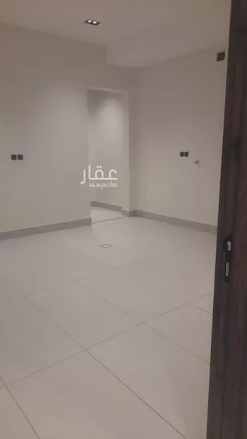 دور للبيع في شارع جياد, حي الخليج, مدينة الرياض, منطقة الرياض صورة 3