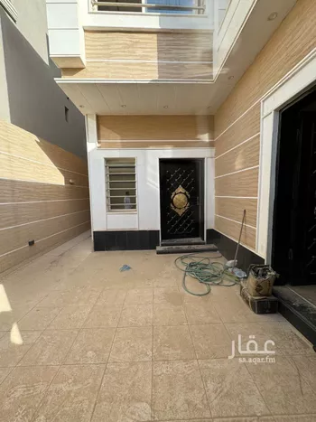 فيلا للبيع في شارع زينب بنت أبي سلمة, حي الرمال, مدينة الرياض, منطقة الرياض صورة 2