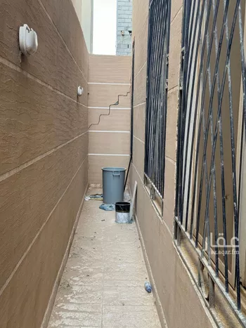 فيلا للبيع في شارع زينب بنت أبي سلمة, حي الرمال, مدينة الرياض, منطقة الرياض صورة 3