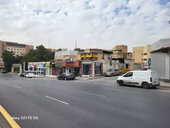فيلا للبيع في شارع أرطأة بن كعب, حي الزهراء, مدينة الرياض, منطقة الرياض صورة 3