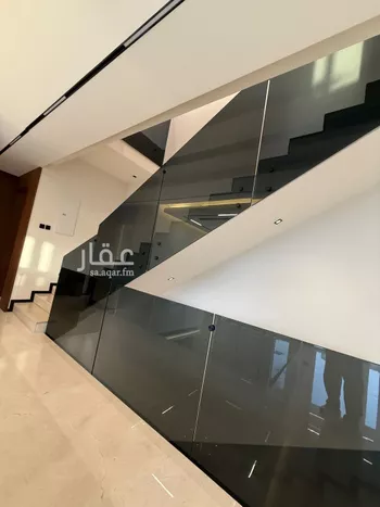فيلا للبيع في شارع خلف بن سعيد, حي الملقا, مدينة الرياض, منطقة الرياض صورة 5