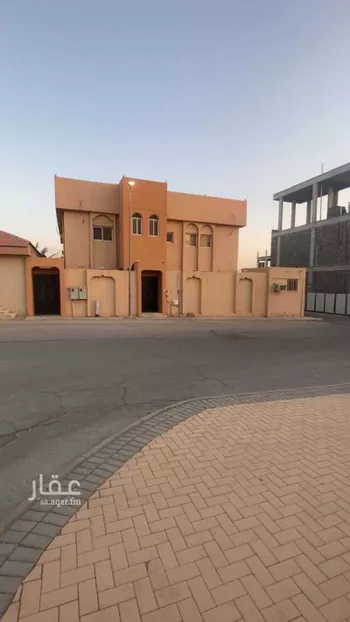 فيلا للبيع في شارع 2044352, حي الوفاء, مدينة عنيزه, منطقة القصيم صورة 3