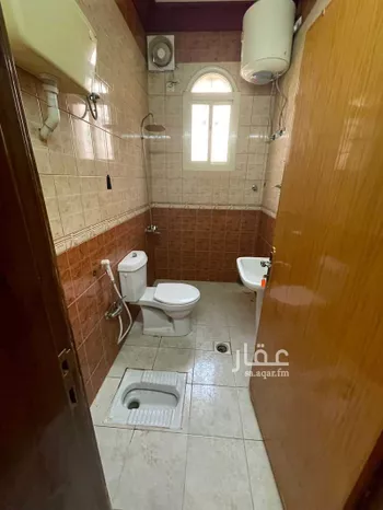 شقة للإيجار في شارع المنذر بن قدامة, حي السلام, مدينة بلجرشى, منطقة الباحة صورة 2