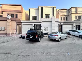 فيلا للإيجار في شارع أحمد بن ثوابة الكاتب, حي الرمال, مدينة الرياض, منطقة الرياض