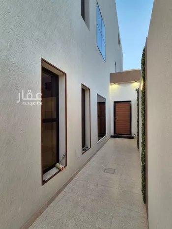 دور للبيع في شارع الصفار, حي العارض, مدينة الرياض, منطقة الرياض صورة 3