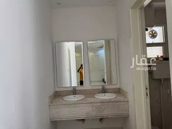 فيلا للبيع في شارع عبدالله عبدالرحيم قاضي ، حي بدر ، الرياض ، منطقة الرياض صورة 4