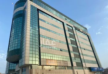 مكتب تجاري للإيجار في شارع طريق خادم الحرمين الشريفين الفرعي, حي العقربية, مدينة الخبر, المنطقة الشرقية صورة 2