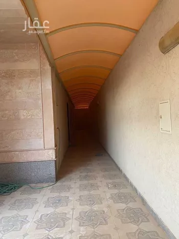 فيلا للبيع في شارع مالك بن الحارث ، حي عريض ، الرياض ، منطقة الرياض صورة 3
