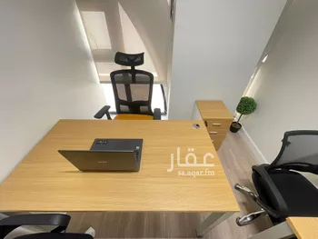 مكتب تجاري للإيجار في شارع أغادير, حي الملك عبدالعزيز, مدينة الرياض, منطقة الرياض صورة 5