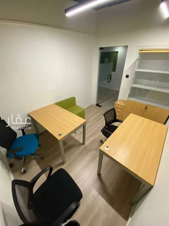 مكتب تجاري للإيجار في شارع صيدا, حي الدريهمية, مدينة الرياض, منطقة الرياض صورة 5