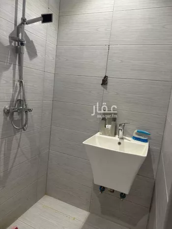 غرفة للإيجار في شارع المحارب ، حي العوالي ، الرياض ، منطقة الرياض صورة 3
