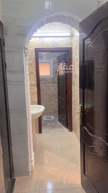 عمارة للبيع في شارع شراحيل بن ادة, حي الدفاع, مدينة المدينه المنوره, منطقة المدينة المنورة صورة 3
