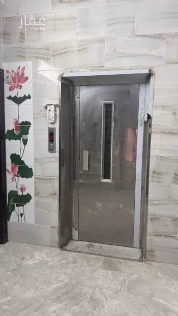 عمارة للبيع في شارع شراحيل بن ادة, حي الدفاع, مدينة المدينه المنوره, منطقة المدينة المنورة صورة 4