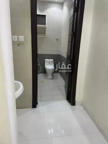فيلا للإيجار في شارع صالح بن علي سروجي, حي السعادة, مدينة الرياض, منطقة الرياض صورة 5