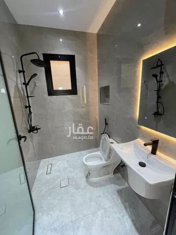 شقة للبيع في شارع عبد العزيز القاضي, حي الواحة, مدينة الدمام, المنطقة الشرقية صورة 2