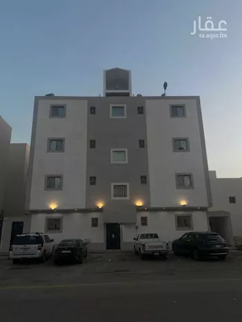 عمارة للبيع في شارع جبل الدخان ، حي ظهرة لبن ، الرياض ، منطقة الرياض