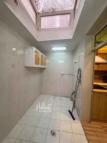 فيلا للإيجار في شارع رقم 64, حي الياسمين, مدينة الرياض, منطقة الرياض صورة 5