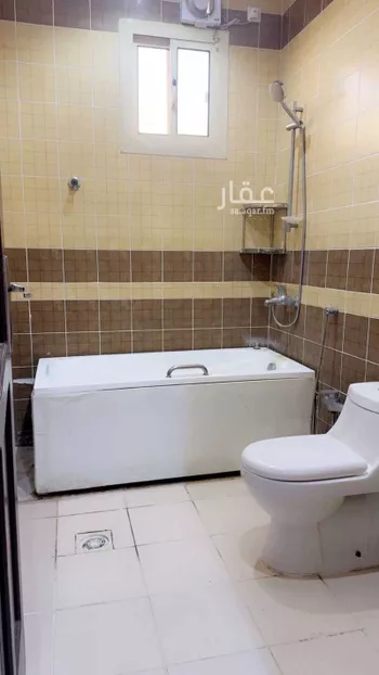 شقة للإيجار في شارع مروج الامير, حي المروج, مدينة تبوك, منطقة تبوك صورة 2