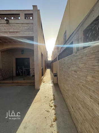 فيلا للبيع في شارع جامع التميمي, حي الشاطئ الغربي, مدينة الدمام, المنطقة الشرقية صورة 5