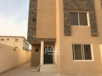 فيلا للبيع في شارع ربعى بن عمرو الانصاري, حي التحلية, مدينة الخبر, المنطقة الشرقية صورة 3