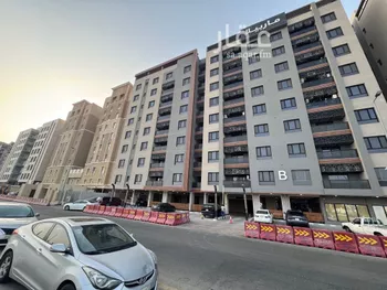 شقة للبيع في شارع القيصومة, حي الحمراء, مدينة الخبر, المنطقة الشرقية صورة 4