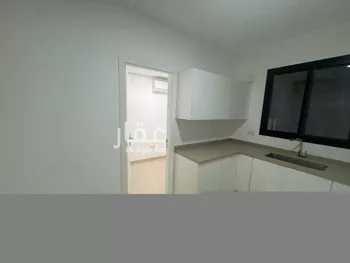 فيلا للإيجار في شارع رقم 1077, حي سدرة, مدينة الرياض, منطقة الرياض