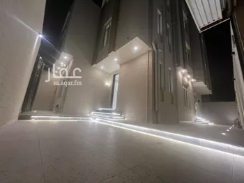 فيلا للبيع في شارع ابن عمير الاوسي, حي الحيلة الغربي, مدينة محائل, منطقة عسير صورة 2