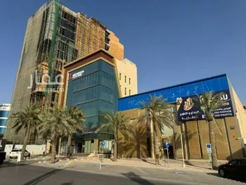 عمارة للإيجار في شارع الملك عبدالله ابن عبدالعزيز سعود الفرعي, حي الورود, مدينة الرياض, منطقة الرياض