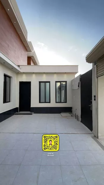 فيلا للبيع في شارع علي عبدالله الشحيتان, حي الخالدية, مدينة عنيزه, منطقة القصيم صورة 3