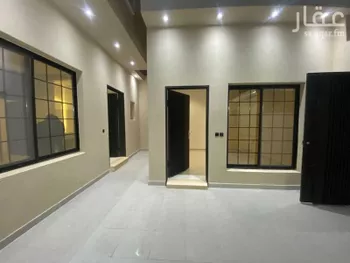فيلا للبيع في شارع الرداع, حي عكاظ, مدينة الرياض, منطقة الرياض صورة 2