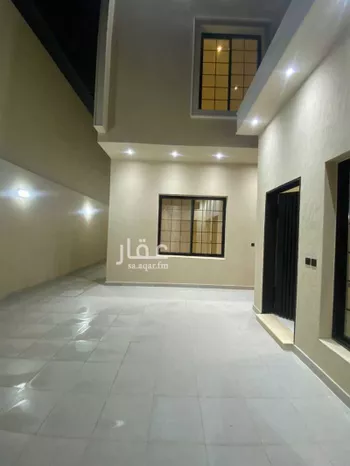 فيلا للبيع في شارع حسن مشاط, حي عكاظ, مدينة الرياض, منطقة الرياض صورة 2