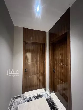 شقة للبيع في شارع الملك فهد بن عبدالعزيز سعود, حي الحمراء, مدينة الخبر, المنطقة الشرقية صورة 2