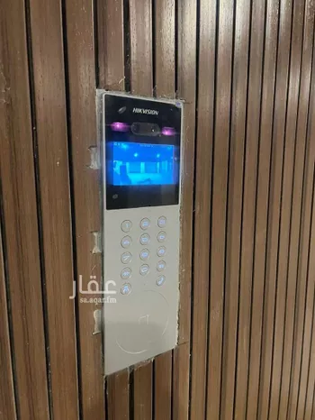 شقة للبيع في شارع القرية العليا, حي الحمراء, مدينة الخبر, المنطقة الشرقية