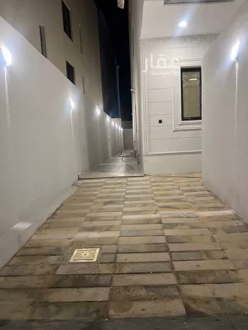 شقة للبيع في شارع طريق الظهران الجبيل الفرعي, حي الواحة, مدينة الدمام, المنطقة الشرقية صورة 2