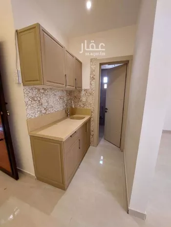 شقة للإيجار في شارع عبدالرزاق الجيلي, حي الملك فيصل, مدينة الرياض, منطقة الرياض صورة 4