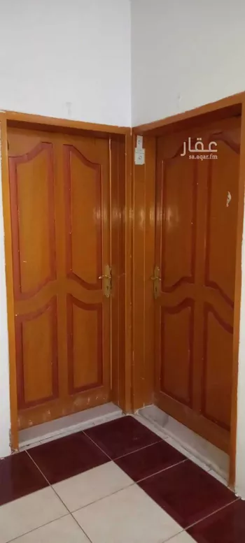 شقة للإيجار في شارع ابي حذيفة, حي الفيصلية الجنوبية, مدينة تبوك, منطقة تبوك صورة 2