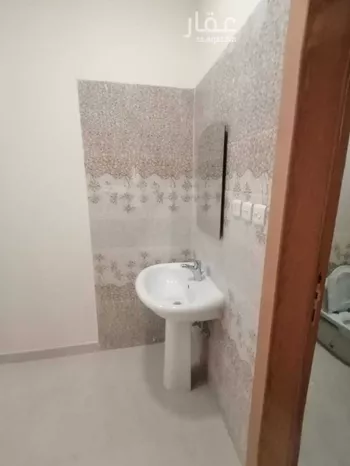 عمارة للإيجار في شارع شارع الثمد, حي الخالدية, مدينة ابها, منطقة عسير صورة 2