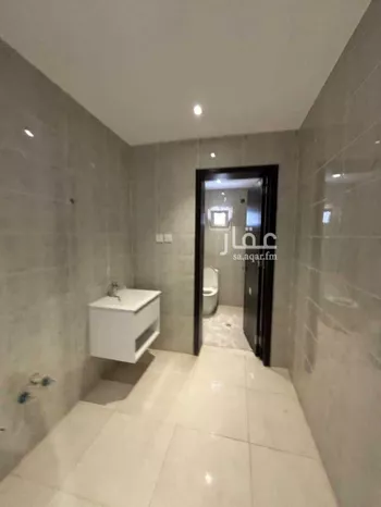 مكتب تجاري للإيجار في شارع طريق الامير محمد بن سعد بن عبد العزيز, حي الملقا, مدينة الرياض, منطقة الرياض صورة 5