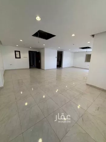 مكتب تجاري للإيجار في شارع طريق الامير محمد بن سعد بن عبد العزيز, حي الملقا, مدينة الرياض, منطقة الرياض