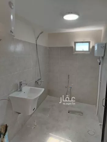 شقة للإيجار في شارع عمرو بن مالك البكري, حي سلطانة, مدينة الرياض, منطقة الرياض
